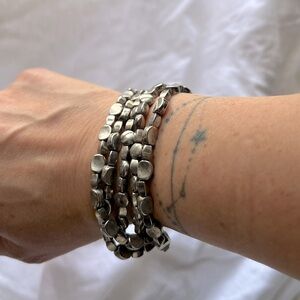 Elegant Silver Pebble Bracelet